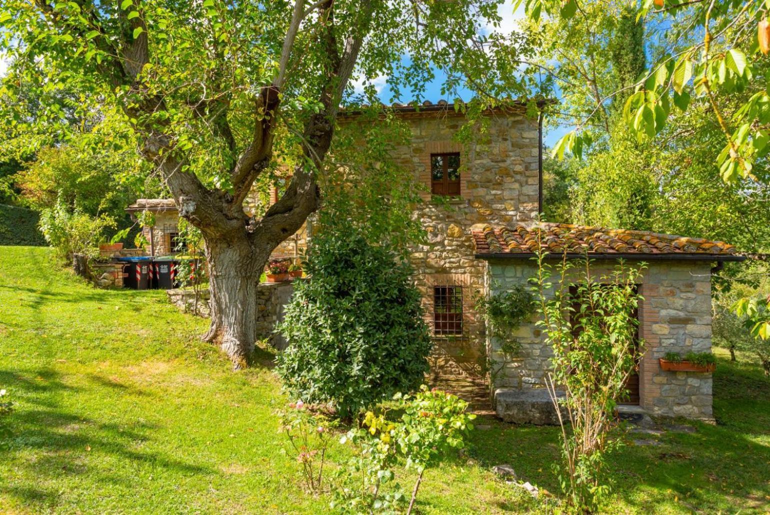 Villa Caporlese Terni Bagian luar foto